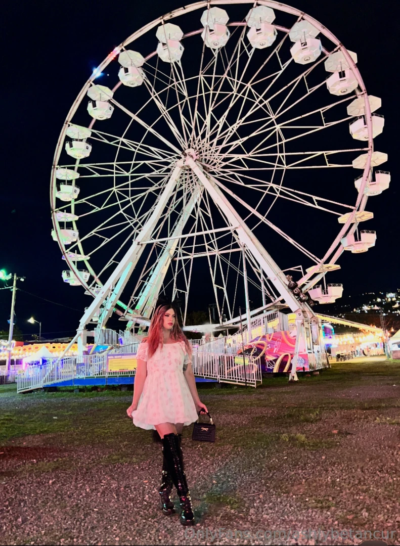 I went to an amusement park because i wanted to laugh feel the part 5 