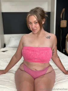 If my hips had a soundtrack you d be playing it on loop come see why