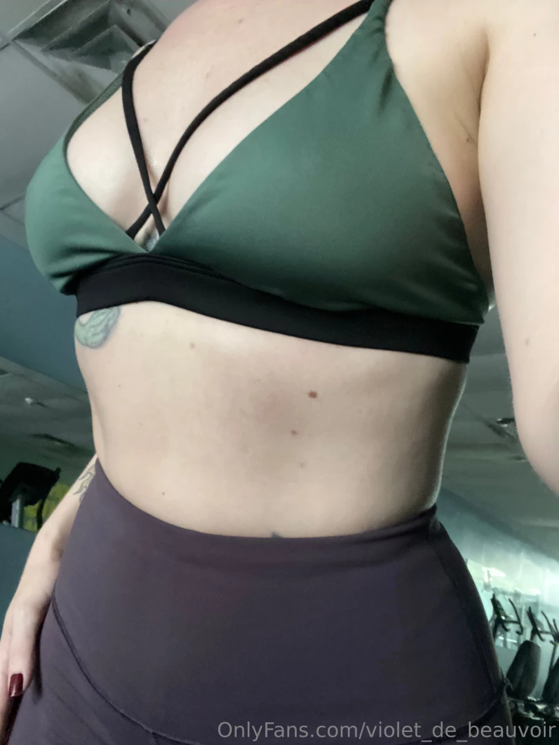 So much cameltoe at the gym 