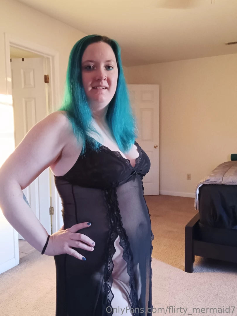 It s been hard to log in lately keeps asking for a selfie update every 