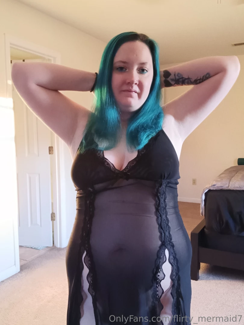 It s been hard to log in lately keeps asking for a selfie update every part 5 