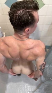 Throbbing cock jerk in the shower while i blast my hole with the jet part 1