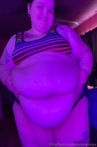 I m finally back decided to take some pics in my fave dress and then part 3