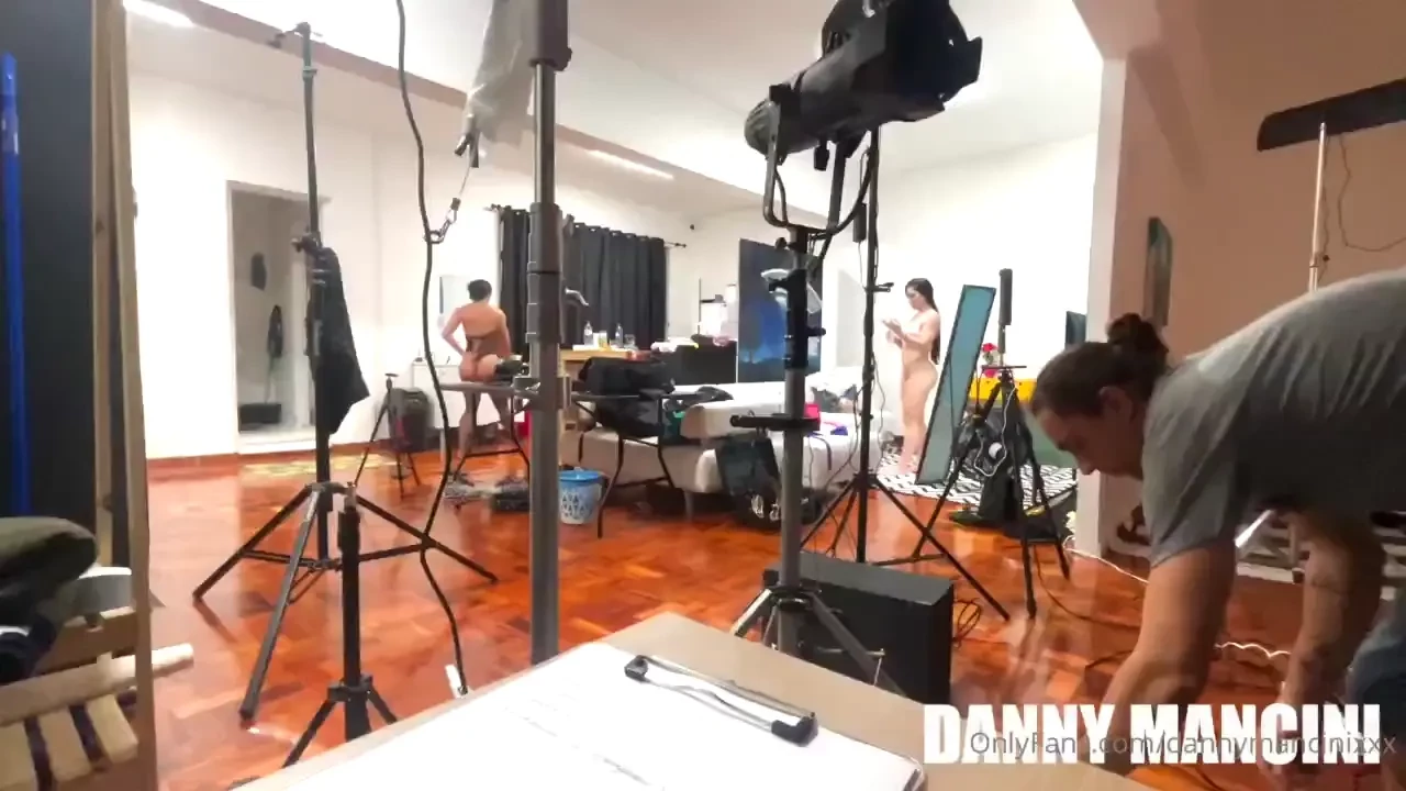 M nage numa pegada diferente com os bastidores com tudo rolando sem 