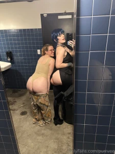 Annalally and i are streaming again at 9 pm est make sure you re there