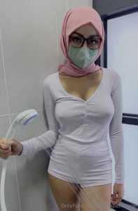 Secret nympho syakhalifah is super horny and wants to discover new part 40