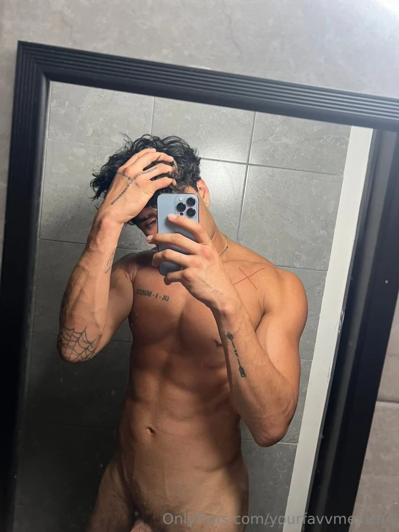 Who s stroking there shit rn 