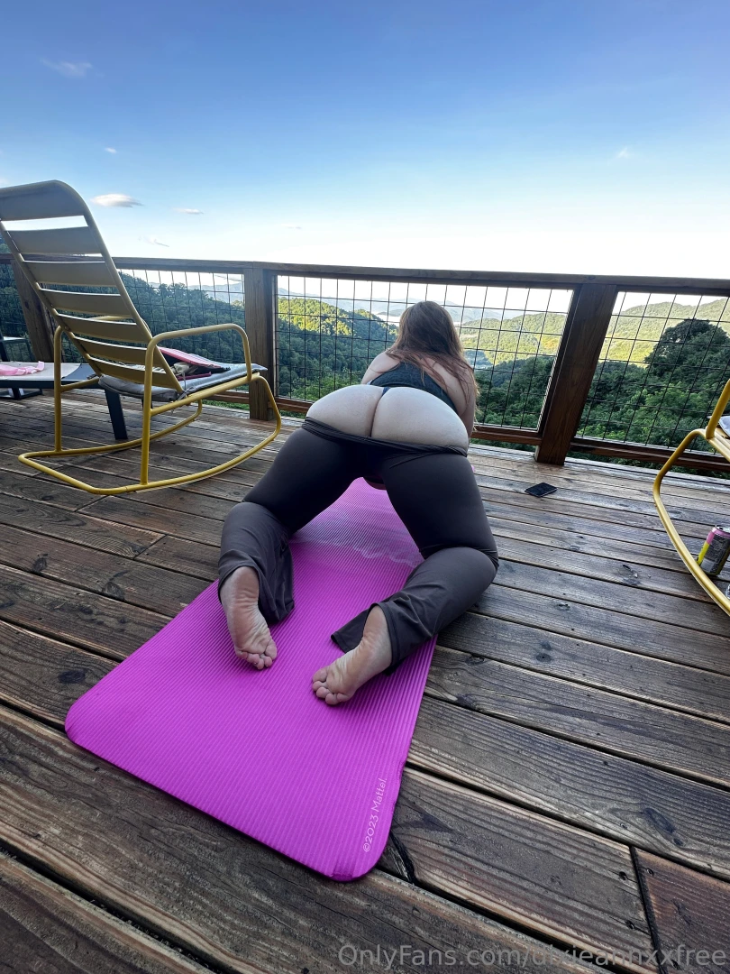 Do some morning yoga with me part 1 