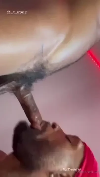 Bro manscent had me so turned on i tried to eat the whole dick up 