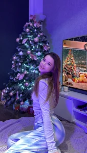 My dears merry christmas i finally finished decorating my christmas part 3