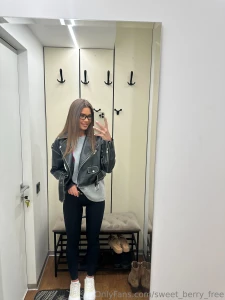 Today i was in the right mood leather jacket sunglasses and a slight part 1