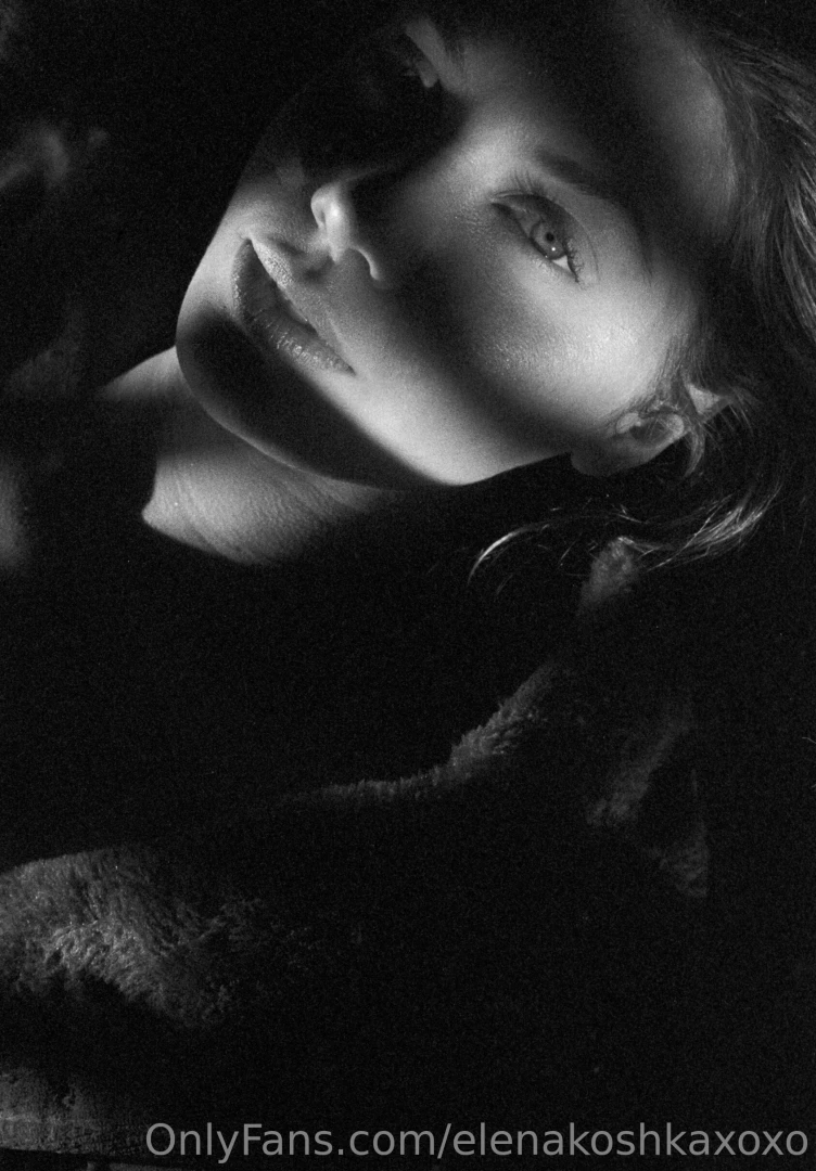 Wanna hear me moaning your name while touching my self ask me how dm 