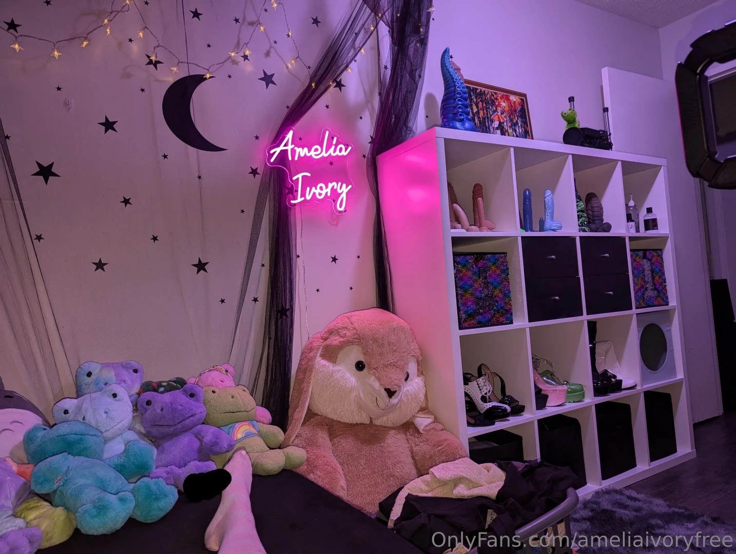 Thank you thank you thank you words can t describe how in love i am 