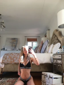 Letting the sun kiss my skin while i imagine your hands doing the same