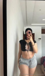 Me myself and my mirror game part 1