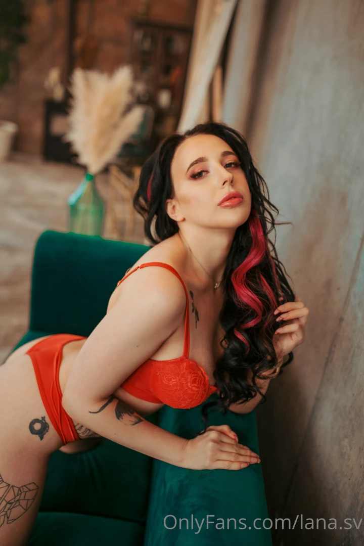 I m in a good mood today can t wait for you to pounce on my dm 