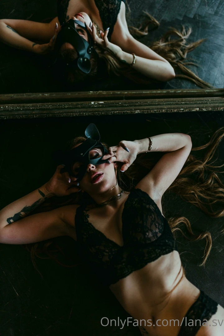 Hot nights passionate sex a pleasant morning in the arms of a beloved 