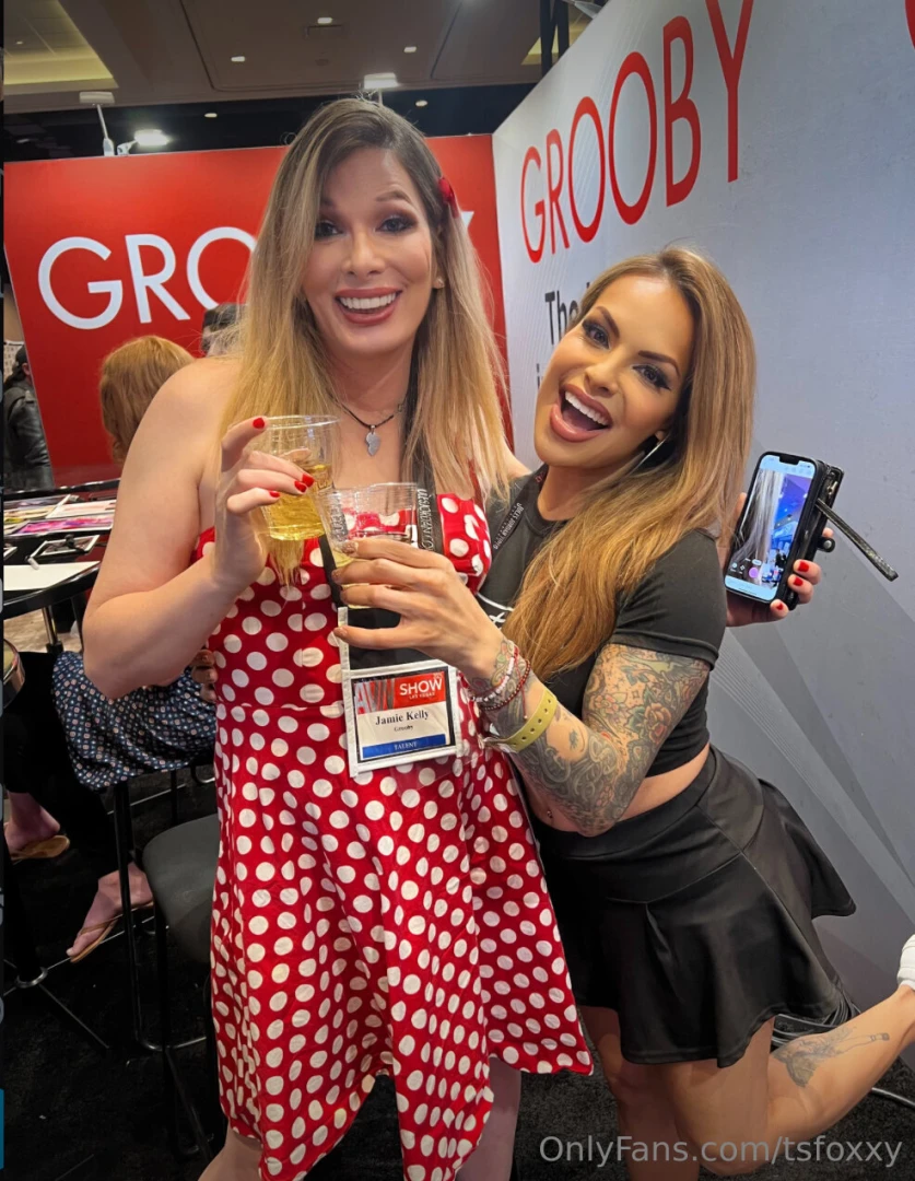 Happy birthday to my favorite person jamiekellyxxx i m so grateful to 