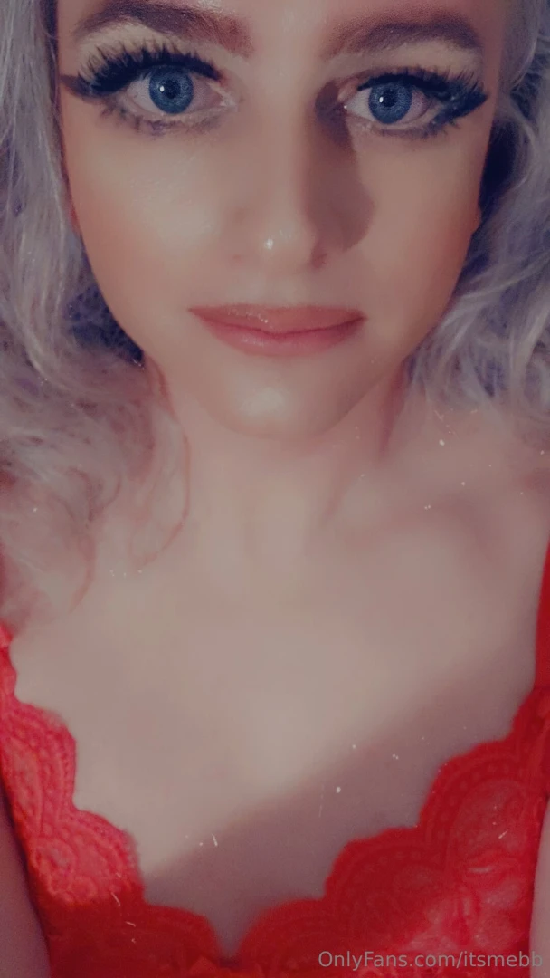 I had so much fun the other night in this red lingerie playing with part 2 