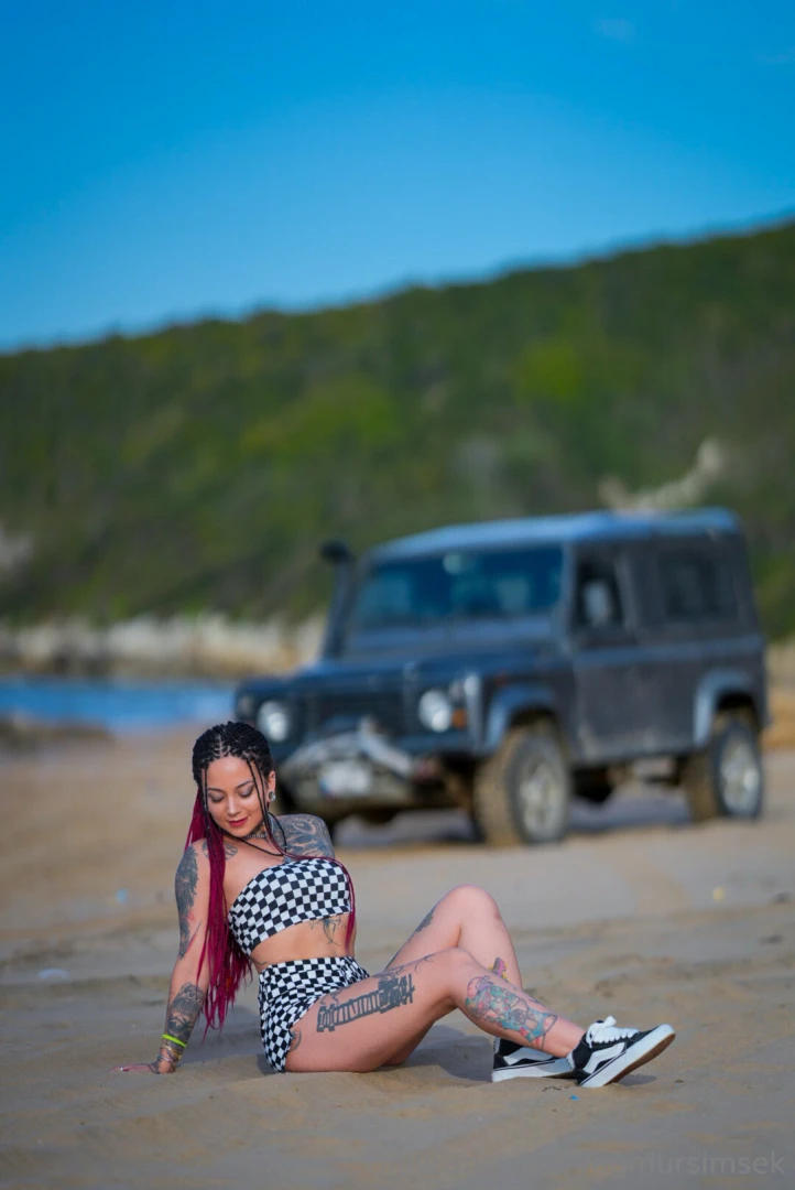 Deniz kenar nda 4x4 le tatli bir seri 