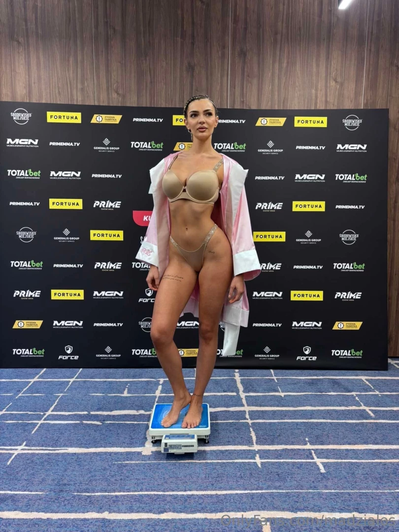 Ju po wa eniu waga pokaza a 57 85 kg 