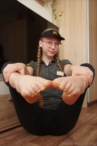Here is your burger with extra cheese sir part 2