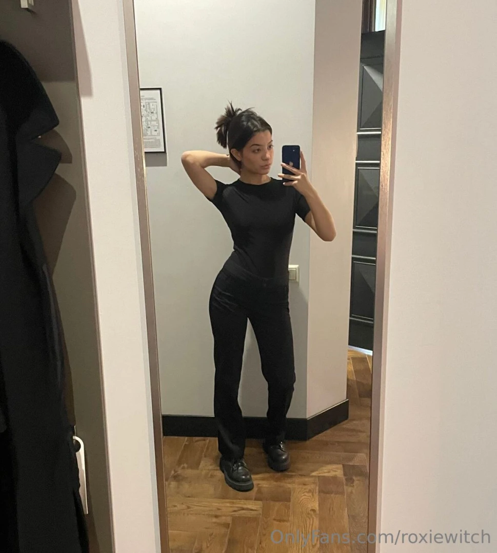 The color of my mood is black and i m rushing to prepare something 