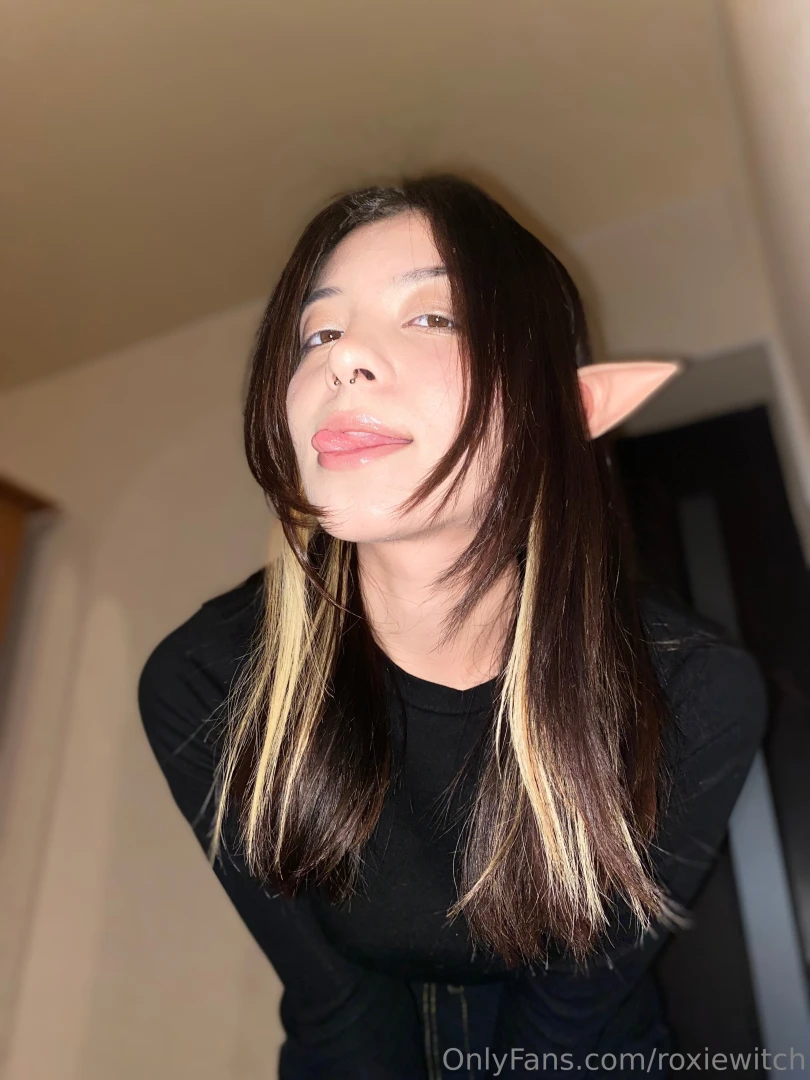 Who do you think i resemble more or write your version in the comments 