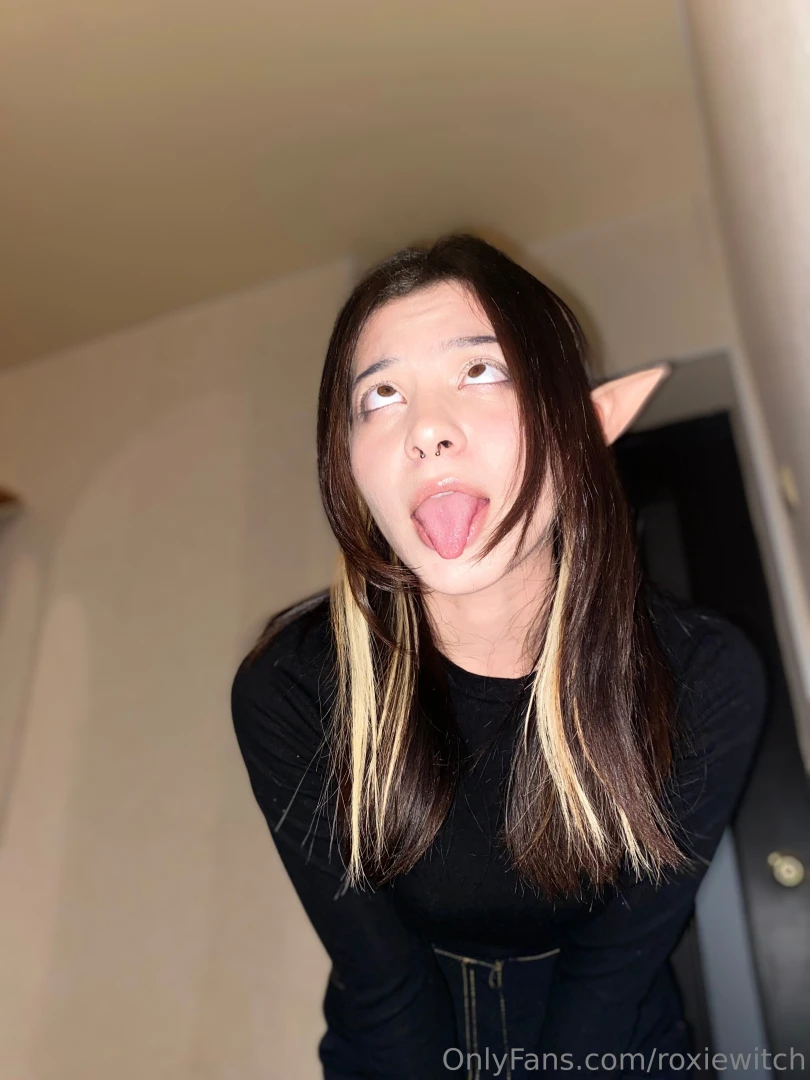 Who do you think i resemble more or write your version in the comments part 1 