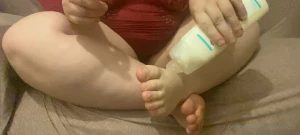 Ignoring you while i rub lotion on my feet