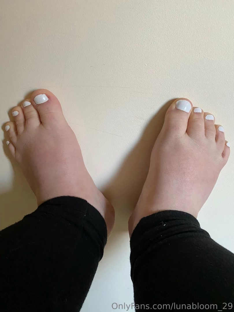 Sorry i got distracted by my new video game hopefully my cute toes part 2 