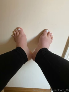 Sorry i got distracted by my new video game hopefully my cute toes
