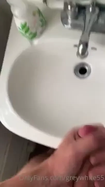 Damn i needed this where do you guys wanna see me cum 