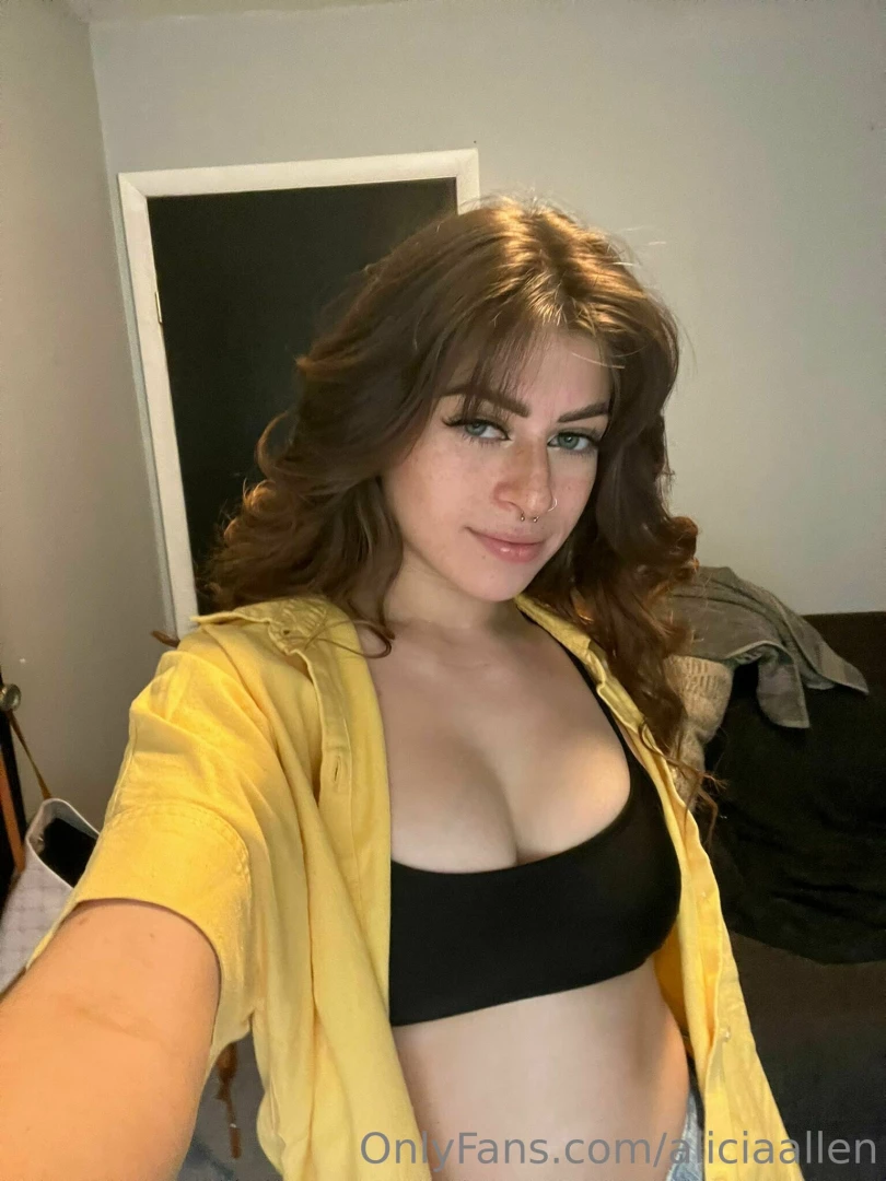 Me not much just waiting for your dms the fuck you at 