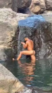 Do you also like bathing in the nature