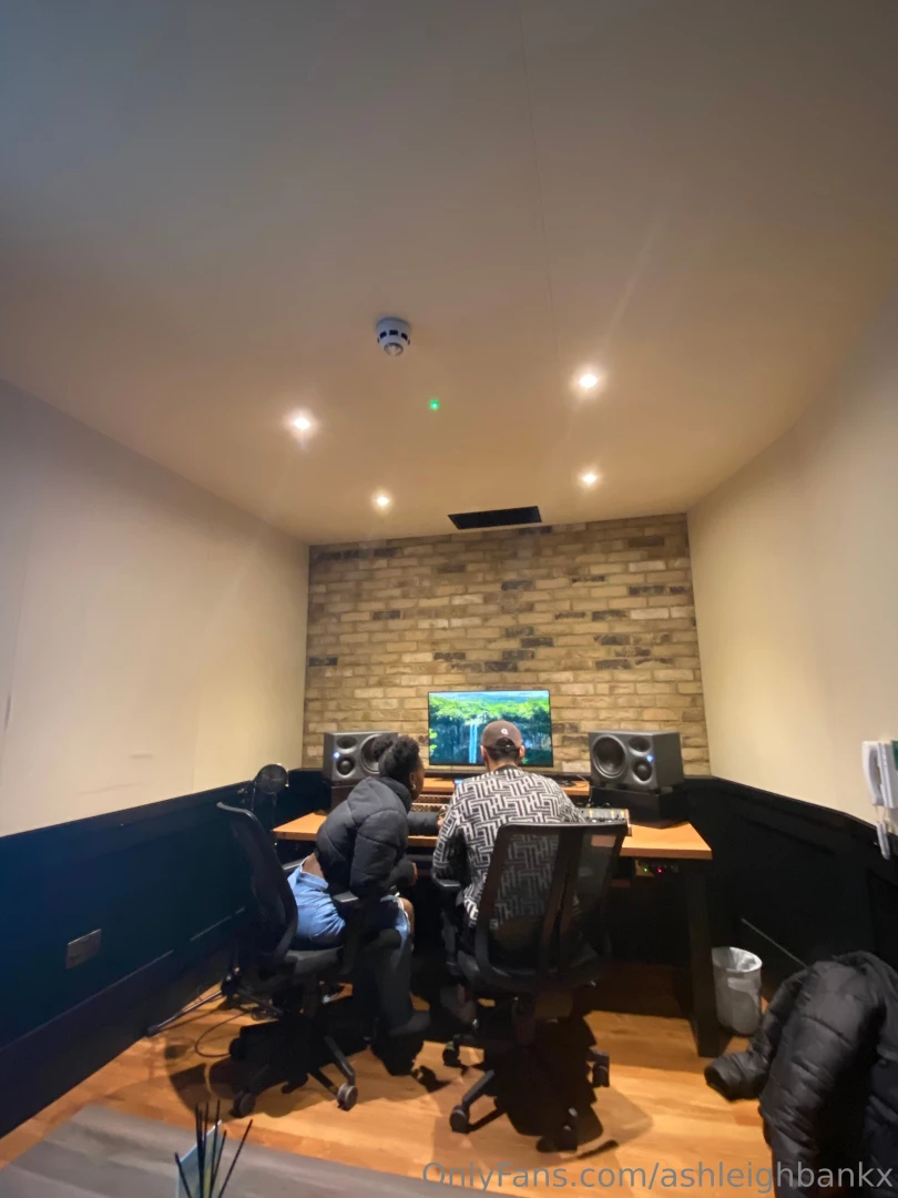 Come with me to the studio cooking for you part 2 