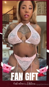 Baby don t i look so damn sexy in my new lingerie i just updated my