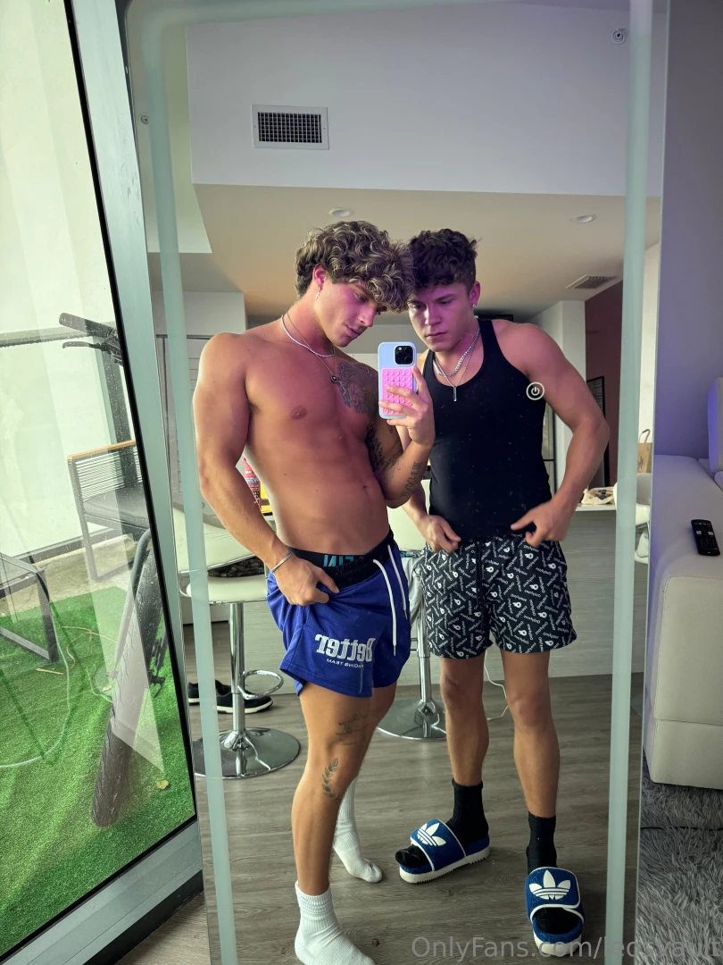 Drake von bundle check your dm s 