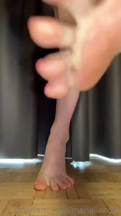 Bare feet all day every day 