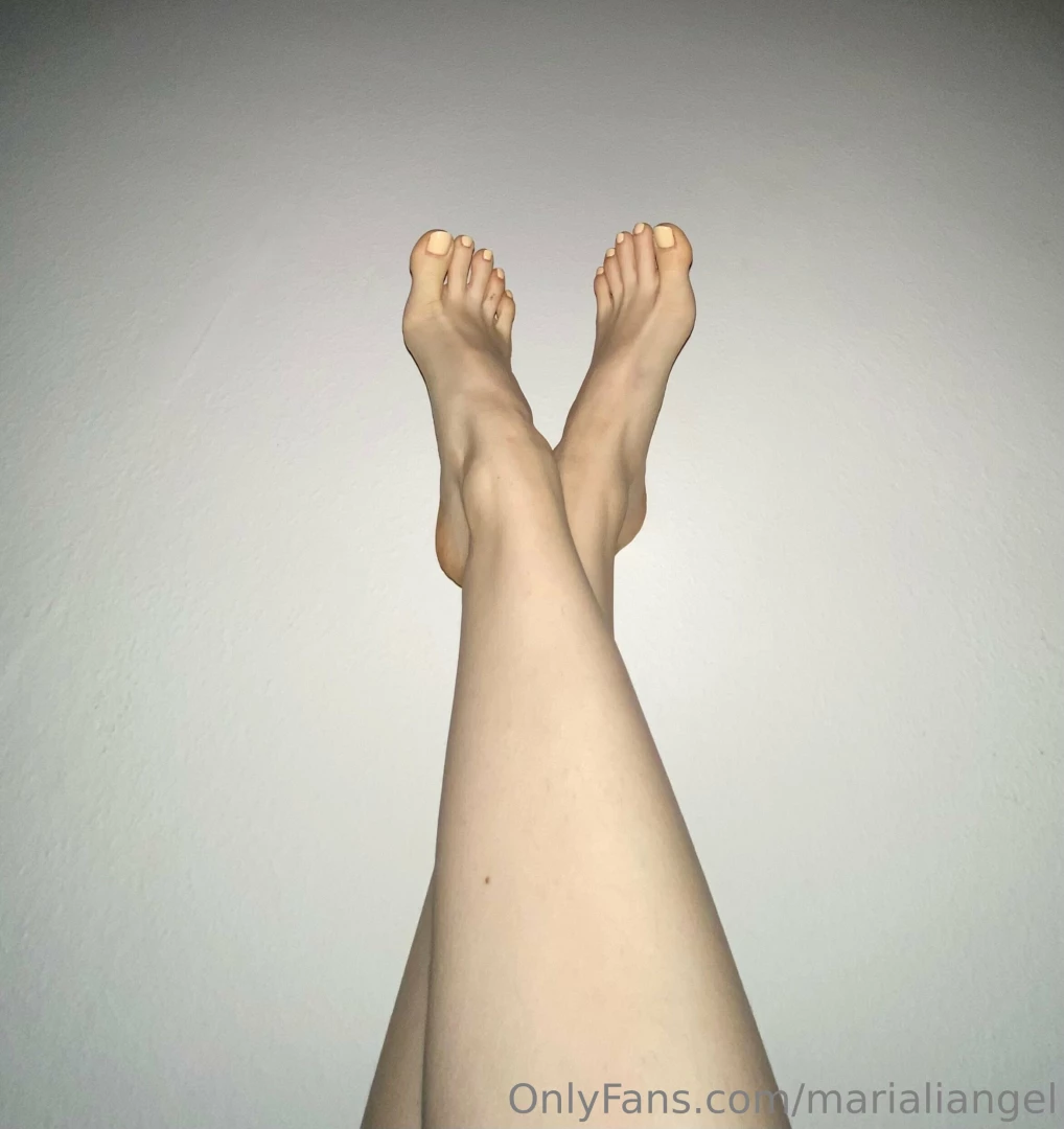 Legs and toes for days part 2 