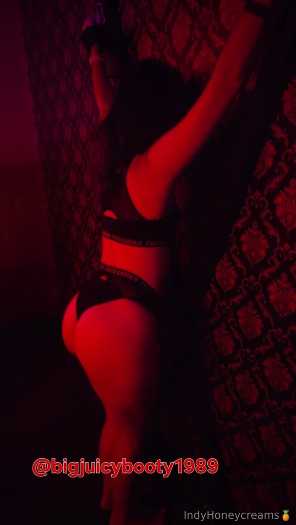 Winner sexalicious comp come check out this sexy booty 