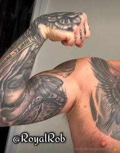 The gun show cohosted by indyhoneycreams amp honeycreamsraw 10 vote part 2