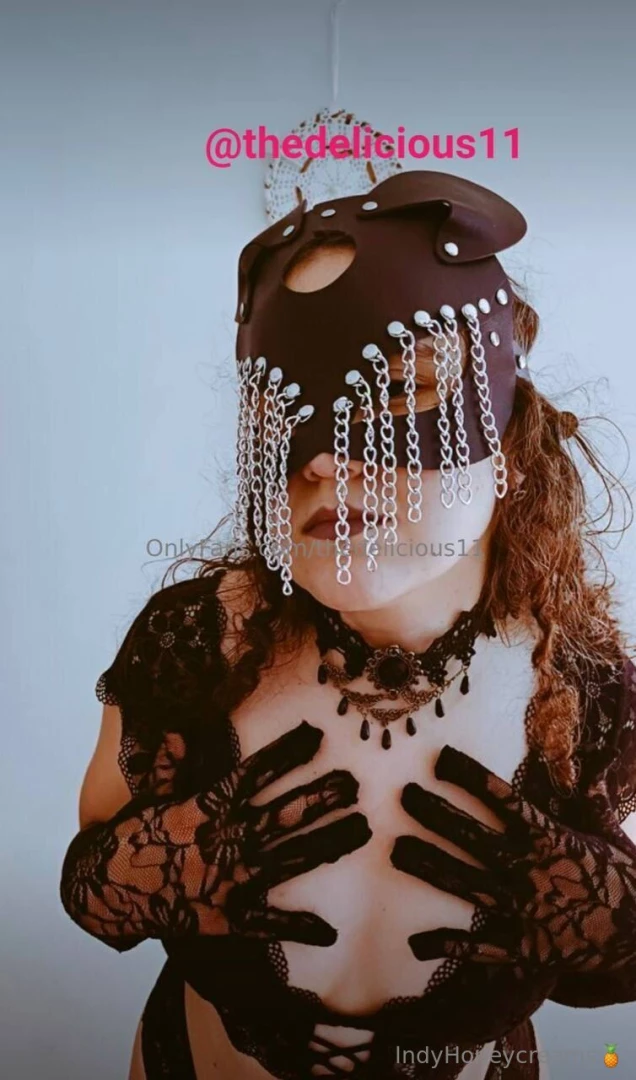 Naughty gras round 1 thedelicious11 lucky_girlfriend cohosted by 