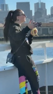 Gimme something else to shove in my mouthh