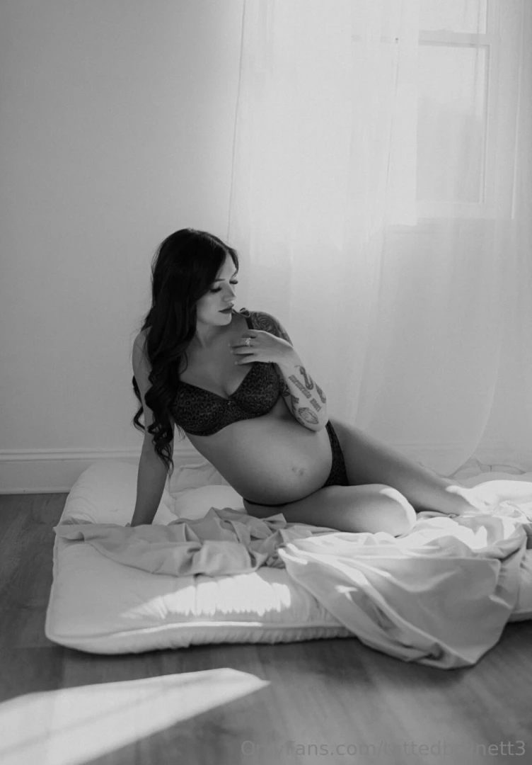 Merry christmas swipe for some topless pics more coming soon i haven t part 6 