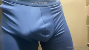 Thos always happens at work message me for a video what what happens