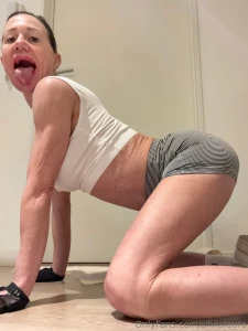 This is how i relax after a hard day at the nbsp gym join me as i part 8