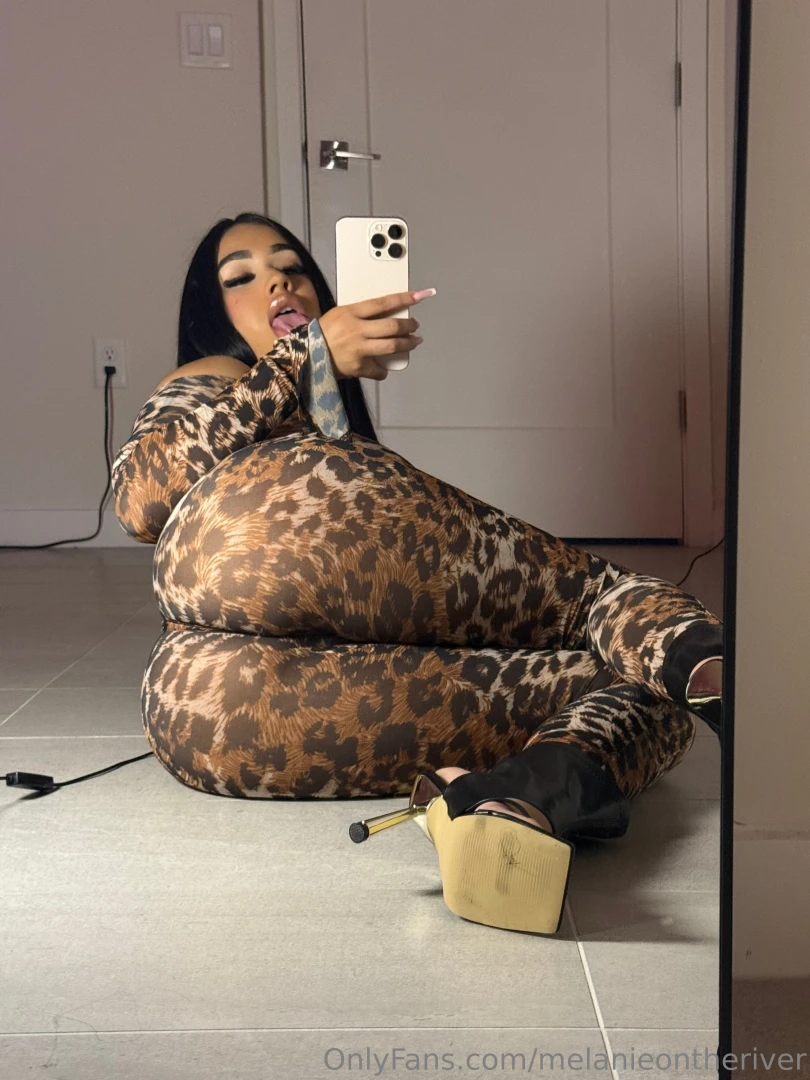 Melanieontheriver part 10 