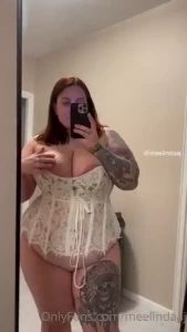 Corset sorry doing a big clean in the apartment so excuse the trash part 1