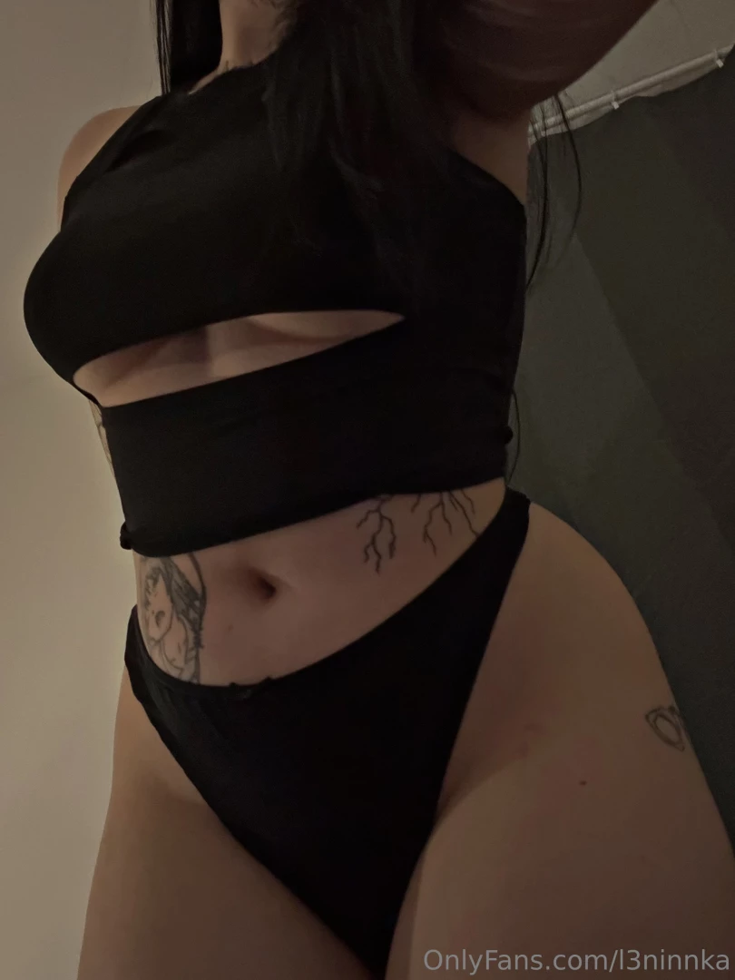 M m v echno po em tou 